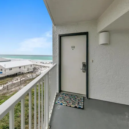 Mainsail 131 - Beachfront 2Br With Free Seasonal Beach Service Destin Exterior photo