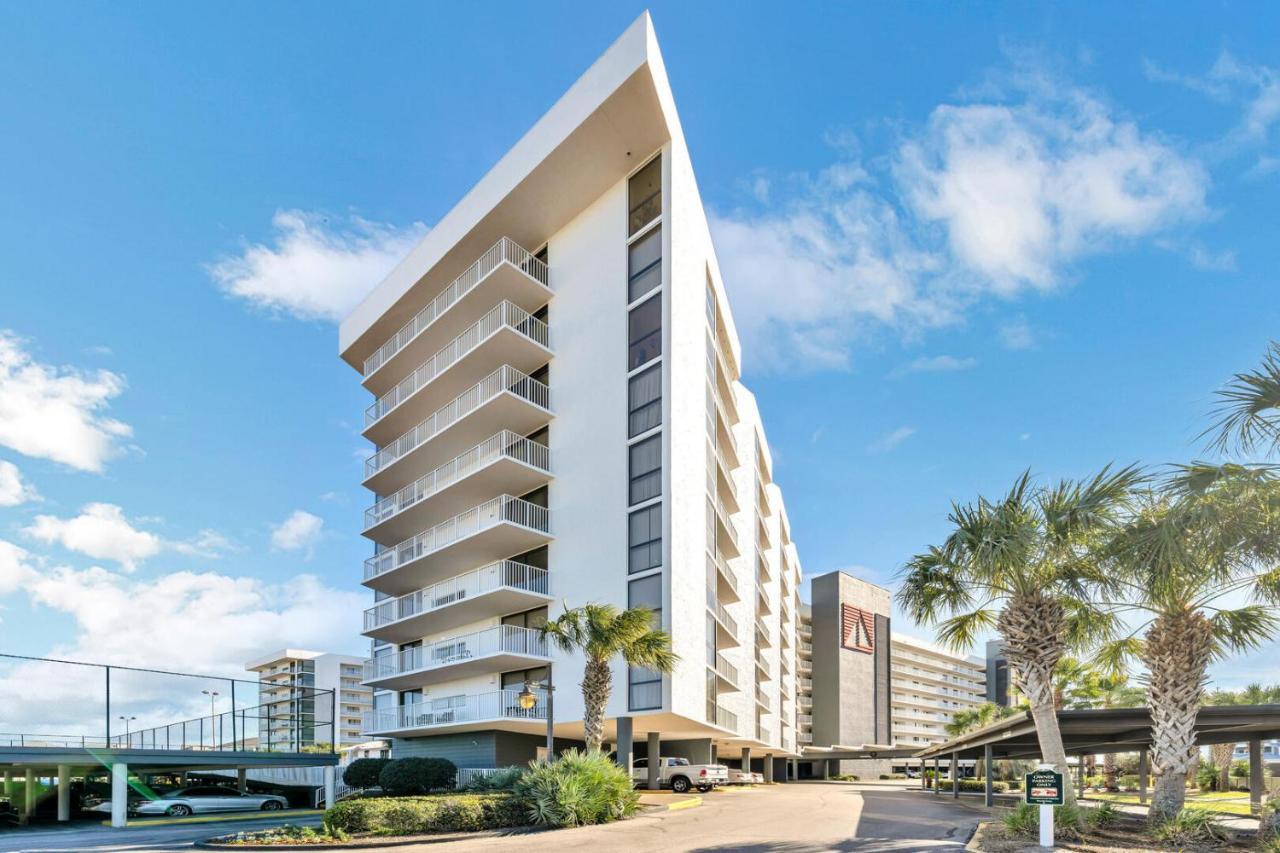 Mainsail 131 - Beachfront 2br With Free Seasonal Service