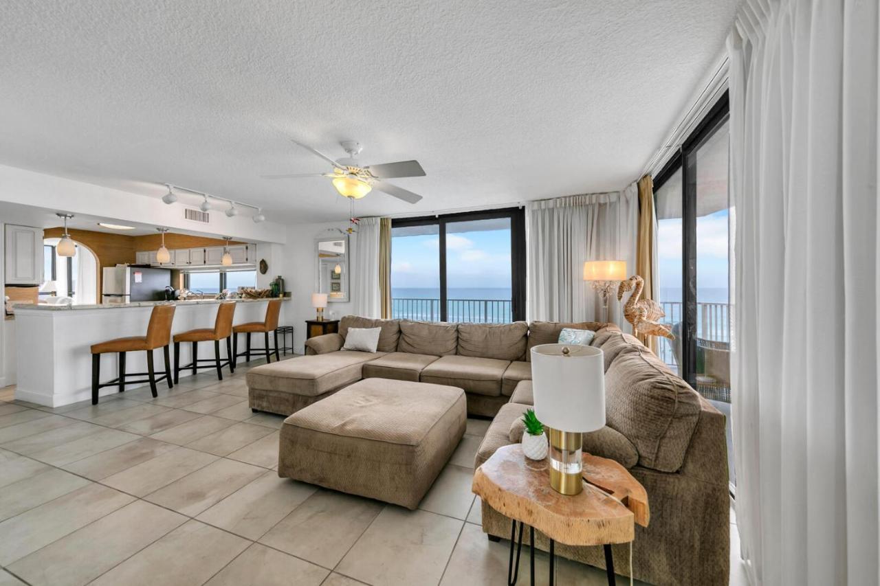 Mainsail 131 - Beachfront 2br With Free Seasonal Service