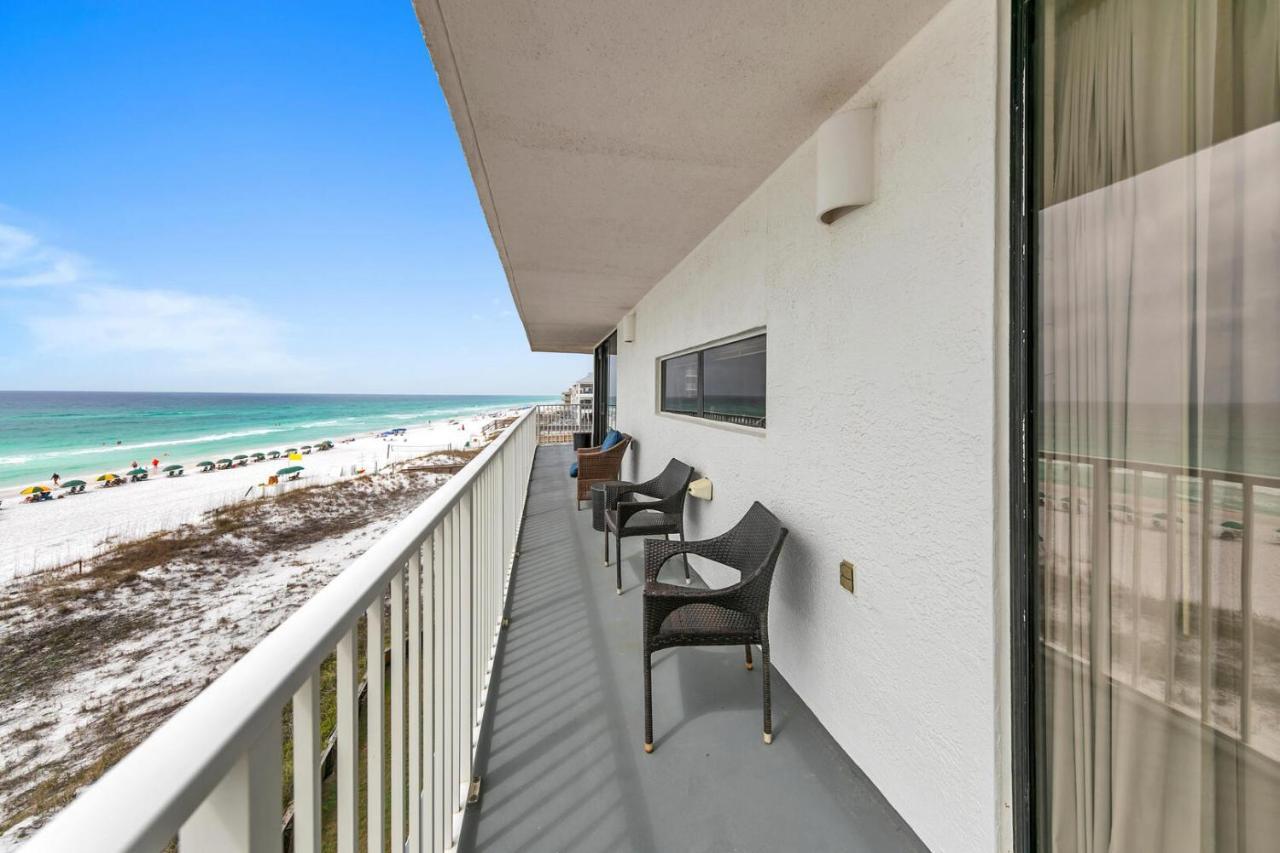 Mainsail 131 - Beachfront 2br With Free Seasonal Service * Destin