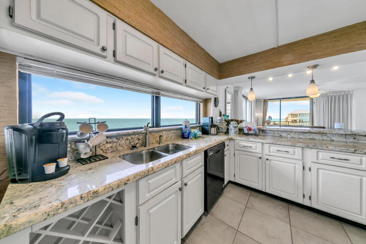 Holiday home Mainsail 131 - Beachfront 2br With Free Seasonal Service *